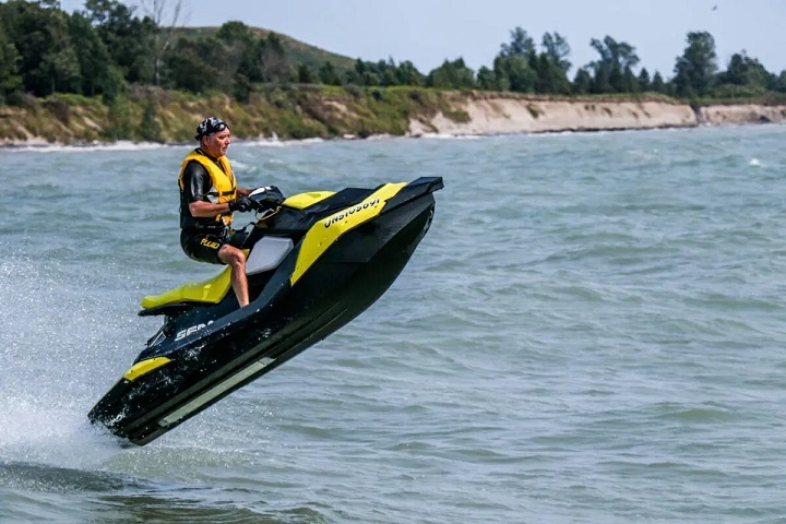 350+ Jet Ski Captions to Elevate Your Adventures Jet Ski Captions