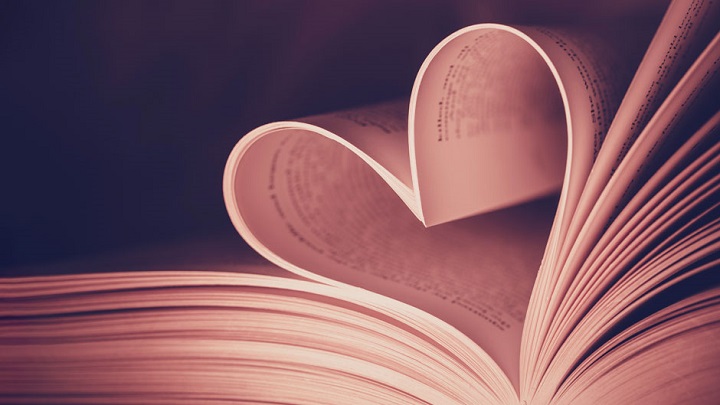 “Roses Are Red, Violets Are Blue: The Art of Love in Poetry and Quotes” The Art of Love in Poetry and Quotes