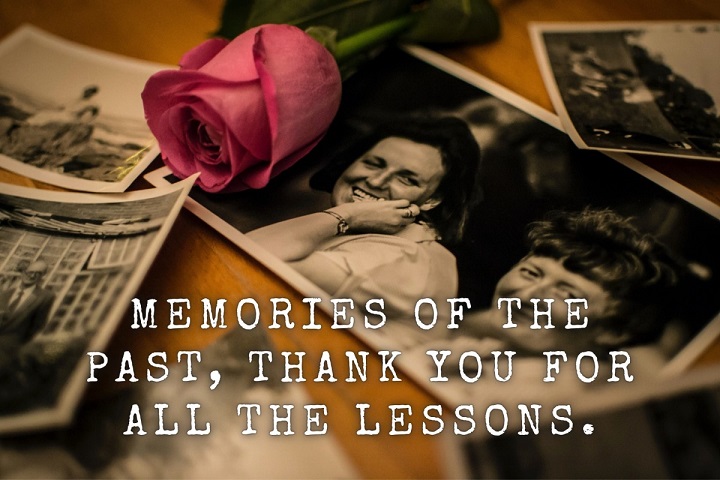Nostalgia Unleashed: Crafting Captivating Captions for Old Pictures Old Pictures Captions